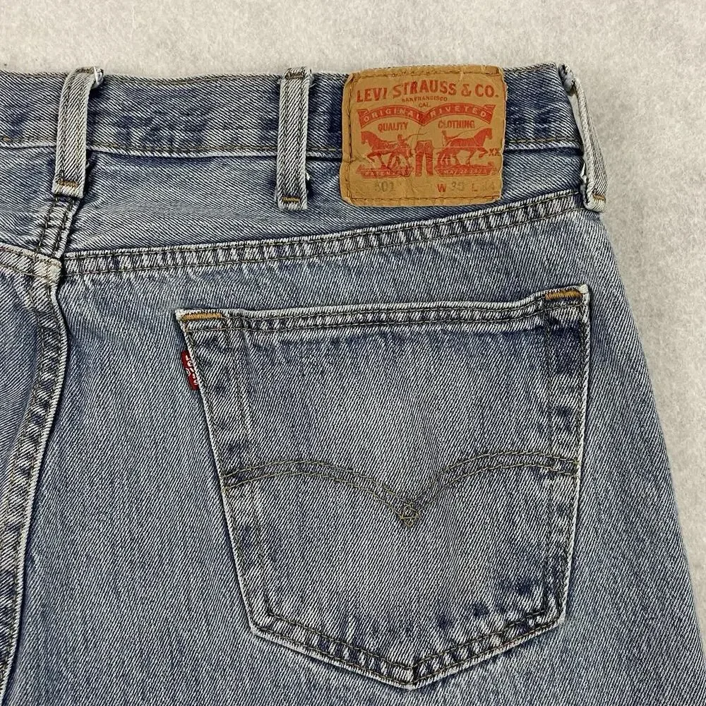 Levis 501 Jeans Mens Size 38X34 Blue Button Fly Straight Leg Medium Wash Denim